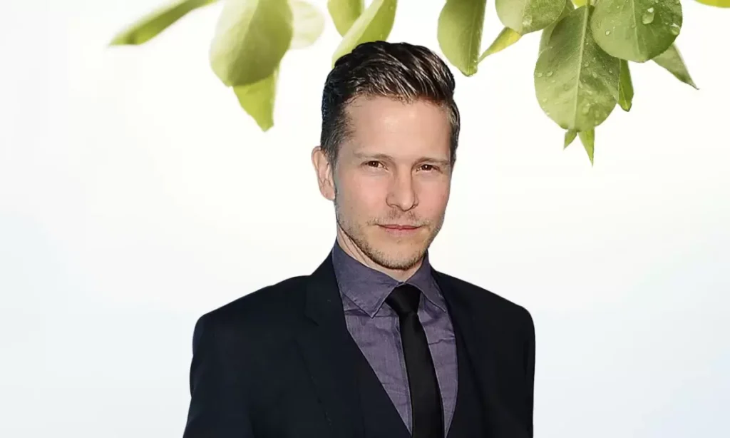 Who is Matt Czuchry?